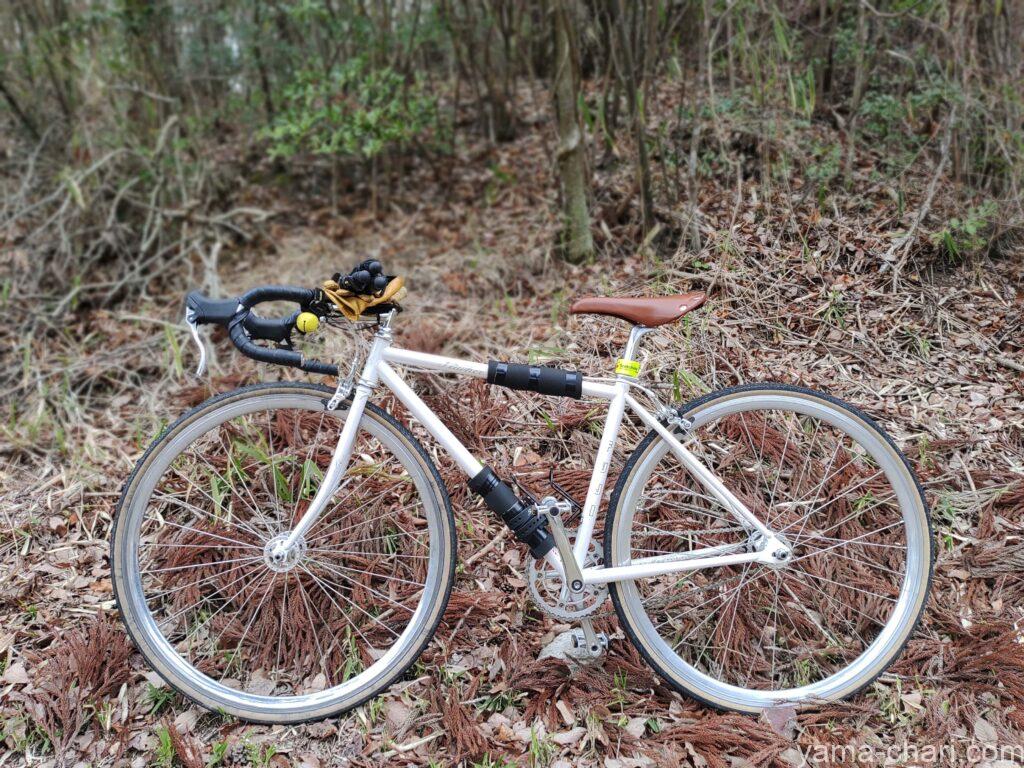 3Mの裾バンドを巻いた自転車