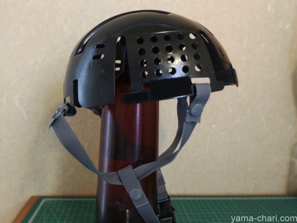 ミドリ安全のインナーヘルメットのあご紐