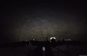夜道を照らすジェントスのXB-M01R（100ルーメン）